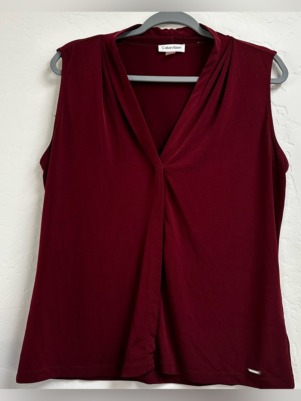Calvin Klein Sleeveless Twist-Front V-Neck Camisole in Burgundy